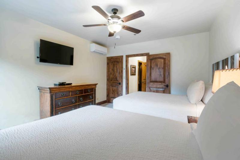 شقة Kiva 221 By East West Hospitality بيفر كريك المظهر الخارجي الصورة